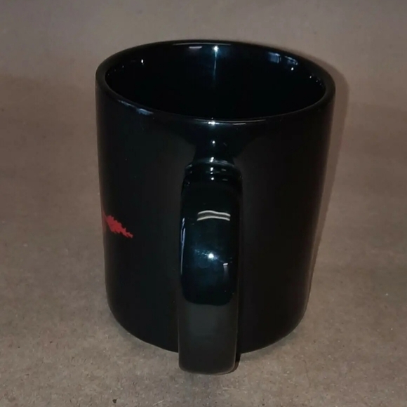 Dining Vintage Red And Black Marlboro Man Advertising Coffee Mug